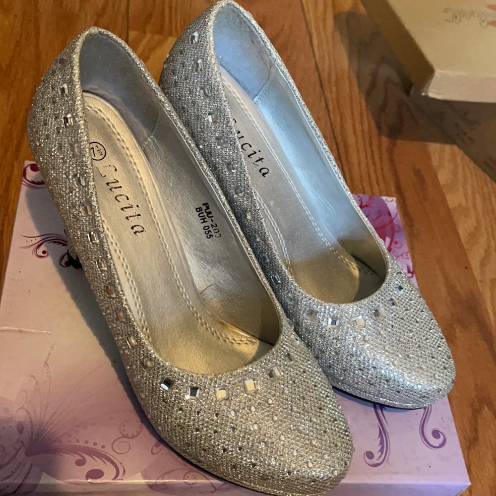 Silver closed toe heels